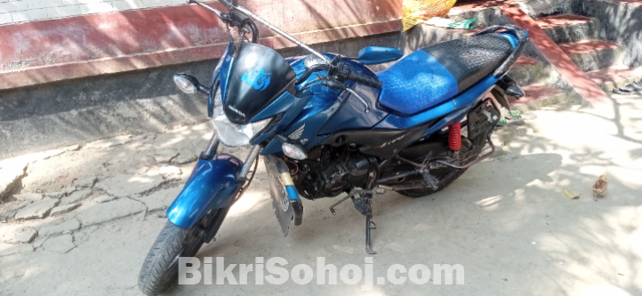 হোন্ডা লিভো ১১০ সিসি বাইক বিক্রি হবে।